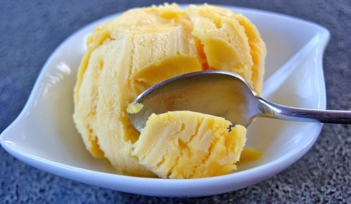 Crème glacée à la mangue